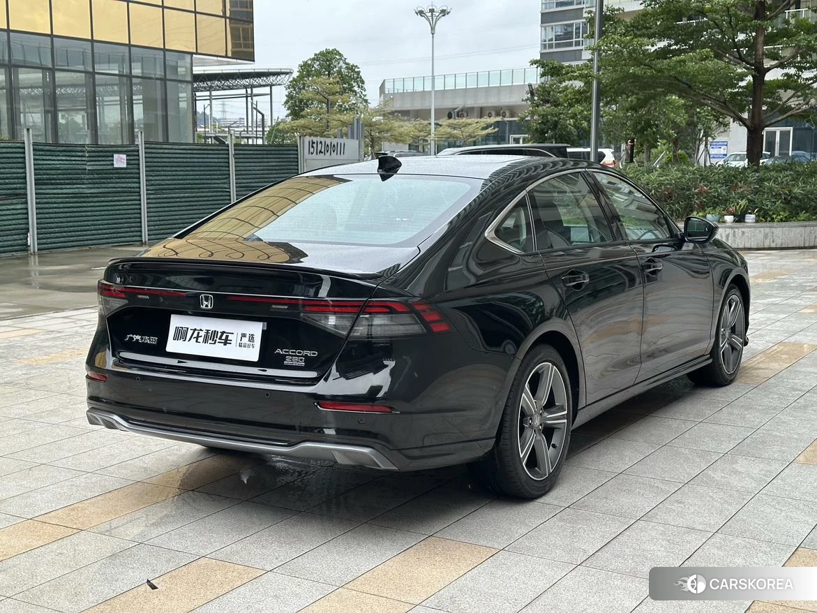 Honda Accord id 4407657 из Китая 17