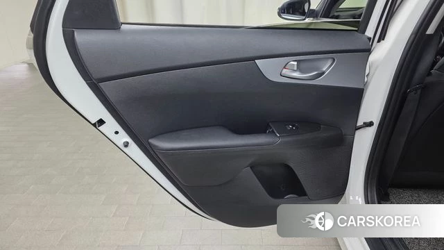 Kia The New K3 2nd generation id 4848459 из Кореи 17