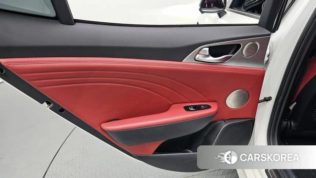 Kia Stinger Meister id 4529987 из Кореи 17