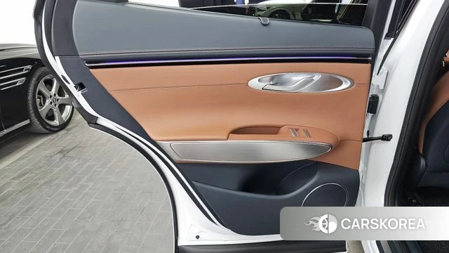 Genesis GV70 id 4354115 из Кореи 17