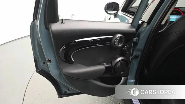 Mini Cooper S id 4779092 из Кореи 17
