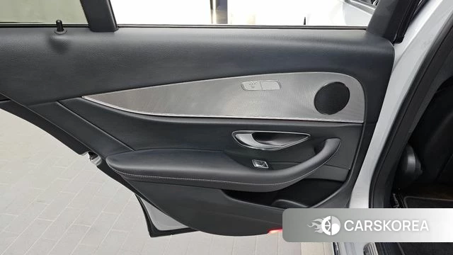 Mercedes-Benz E-Class W213 id 4713432 из Кореи 17