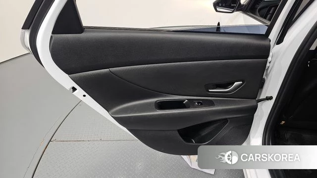 Hyundai The New Avante Hybrid (CN7) id 4591761 из Кореи 17