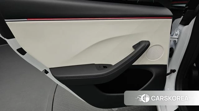 Tesla Model 3 id 4527503 из Кореи 17