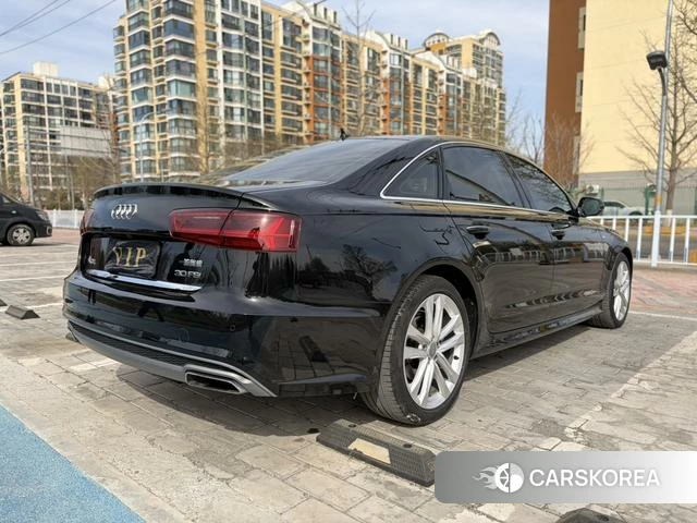 Audi A6L id 4253459 из Китая 17