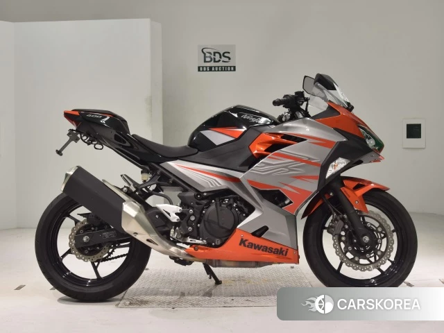 Проданный Kawasaki NINJA 400 2018 из Японии