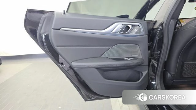 BMW i4 id 4917196 из Кореи 17