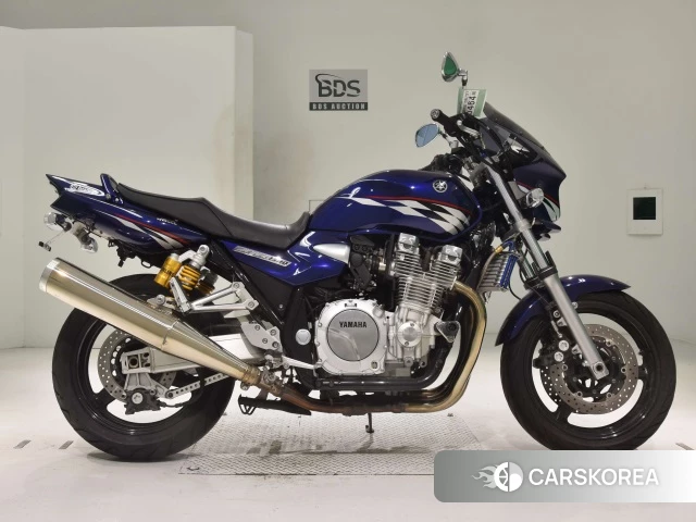 Проданный Yamaha XJR 1300 2011 из Японии, фото 2
