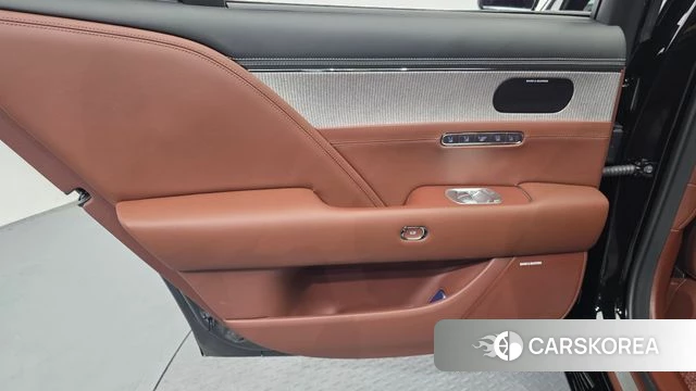 Genesis G90 (RS4) id 4753026 из Кореи 17
