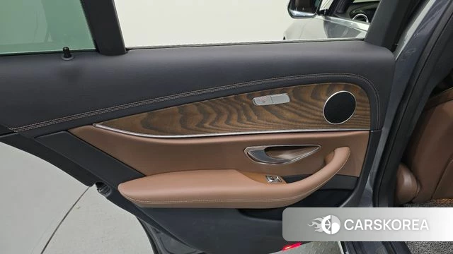 Mercedes-Benz E-Class W213 id 4854164 из Кореи 17