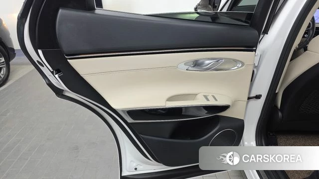 Genesis GV70 id 4778327 из Кореи 17
