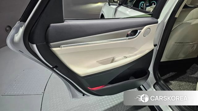 Hyundai The New Grandeur IG Hybrid id 4624660 из Кореи 17