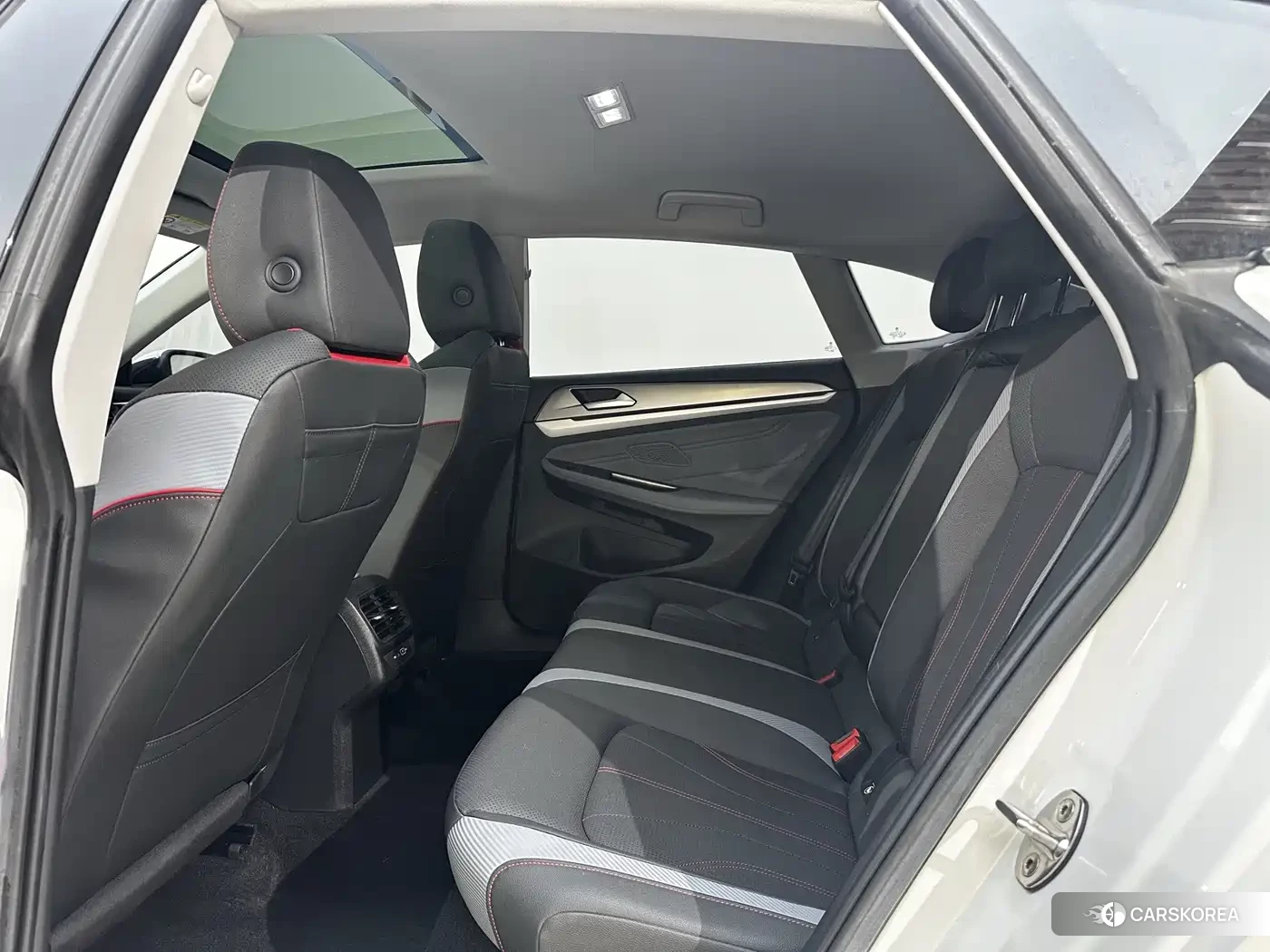 Volkswagen Lamando id 4644554 из Китая 17