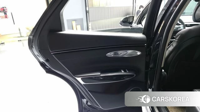 Genesis GV70 id 4201924 из Кореи 17