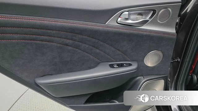 Kia Stinger Meister id 4935540 из Кореи 17