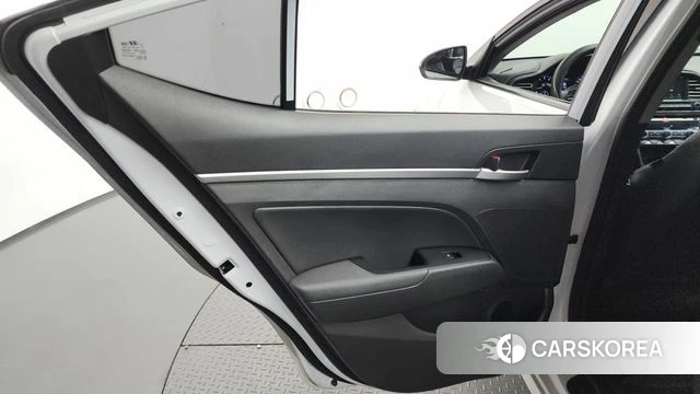 Hyundai The New Avante AD id 4520259 из Кореи 17