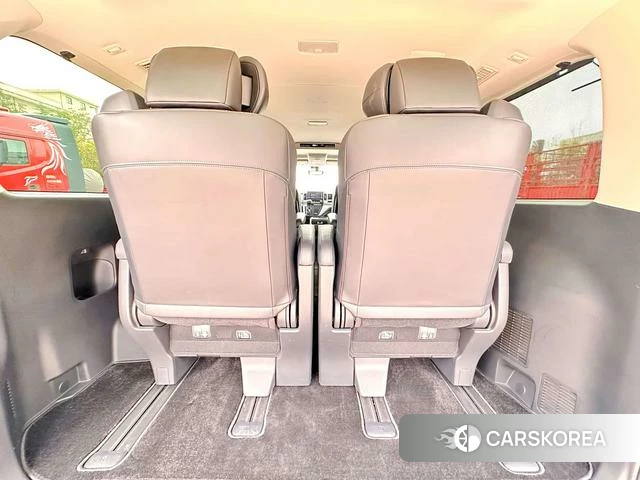Toyota Granvia (overseas) id 4261886 из Китая 17