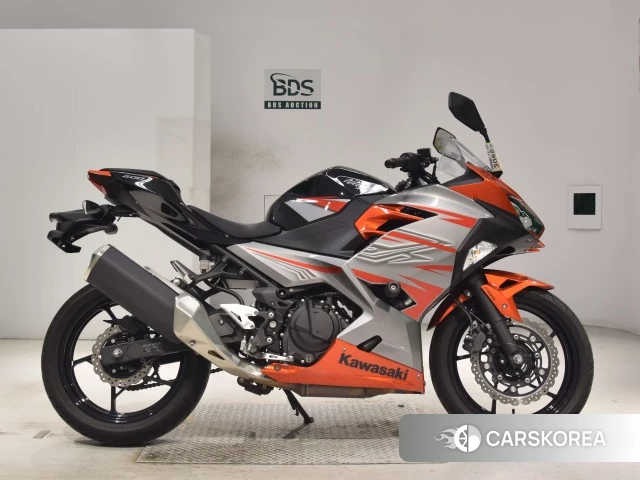Проданный Kawasaki NINJA 400 2018 из Японии