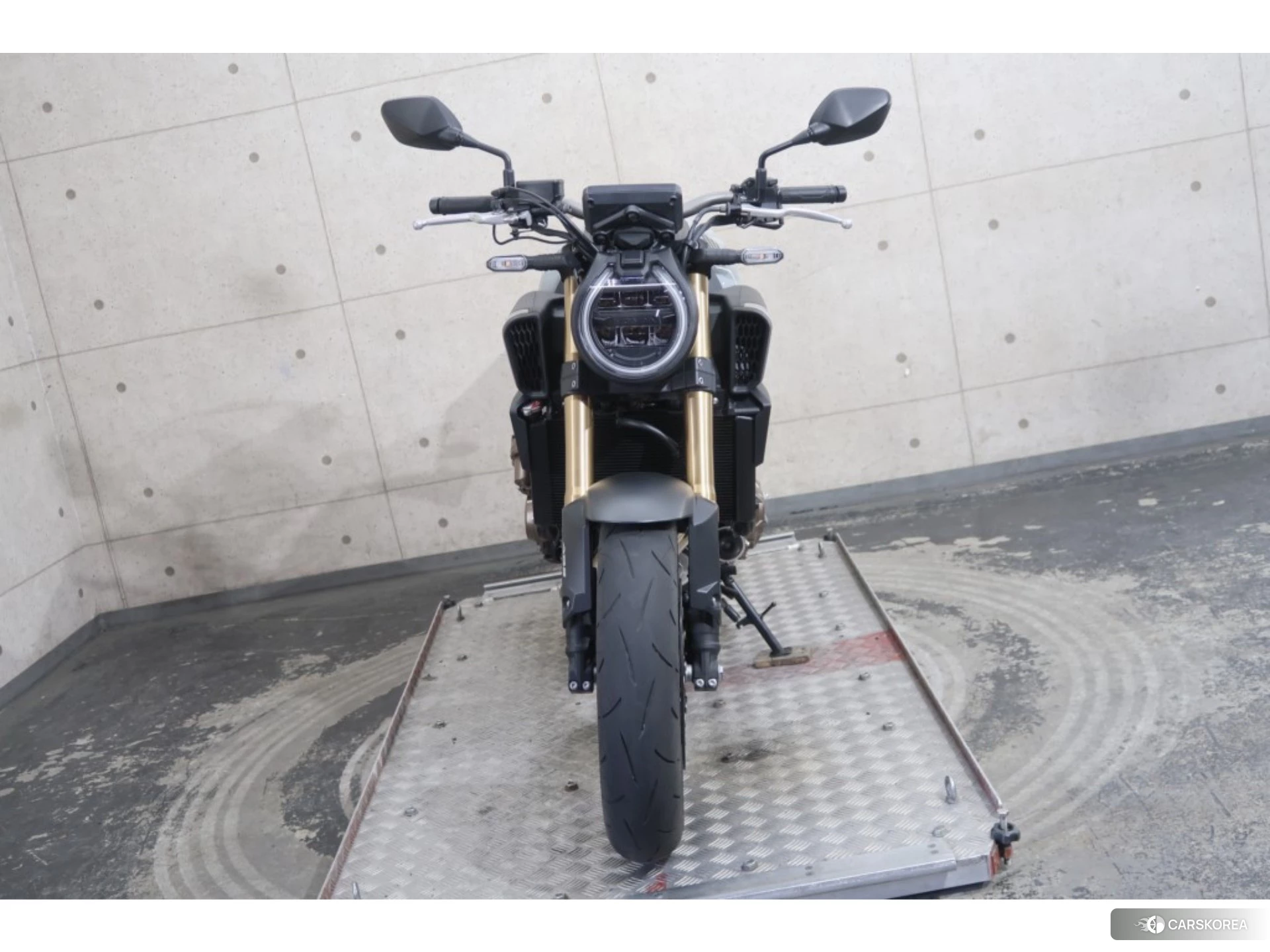 Honda CB650R E-CLUTCH id 3950440 из Японии 17