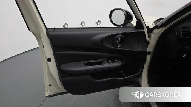 Mini Cooper D Clubman id 4563038 из Кореи 17