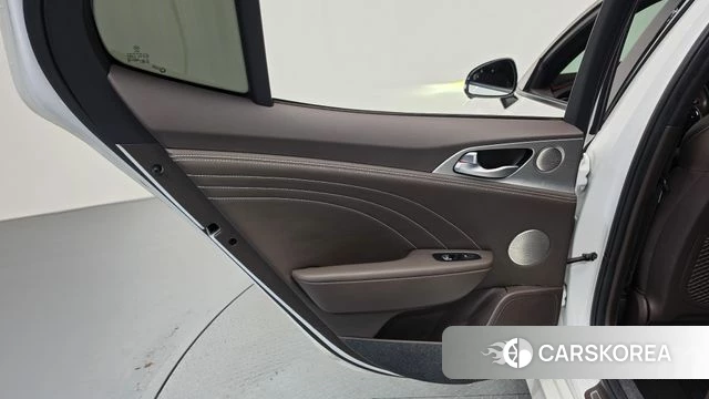 Kia Stinger Meister id 4759423 из Кореи 16