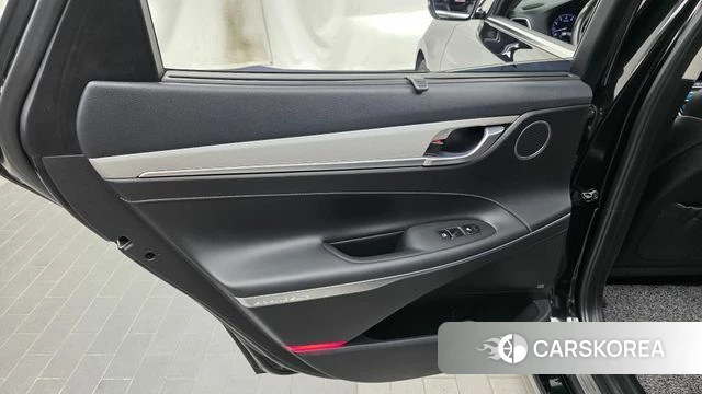 Hyundai Grandeur IG id 4703526 из Кореи 17
