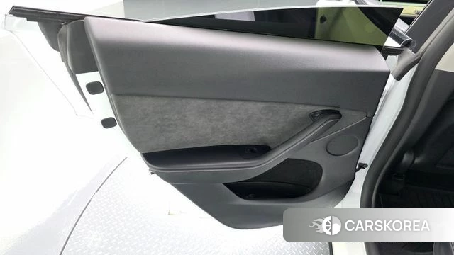 Tesla Model Y id 4607857 из Кореи 17