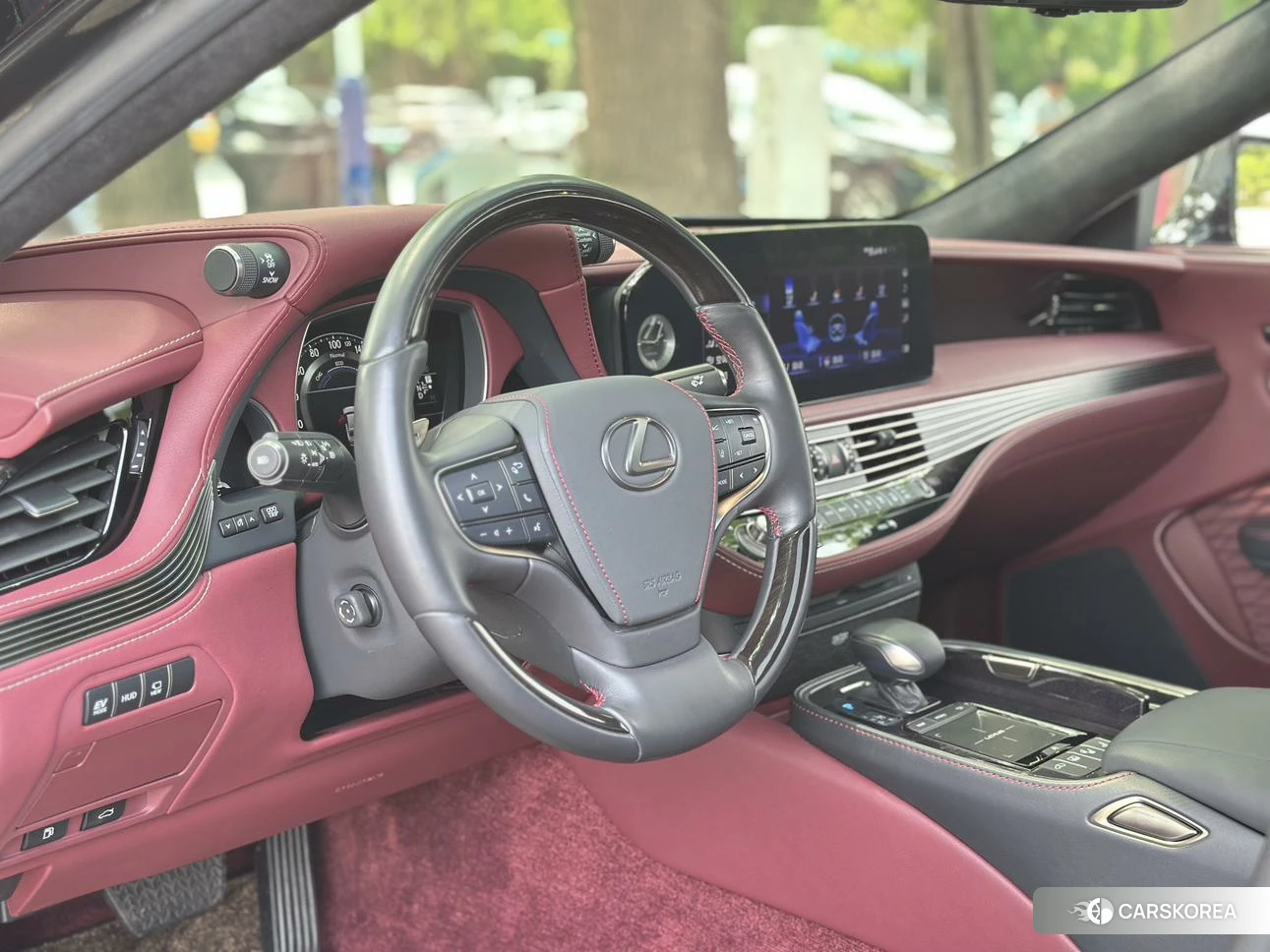 Lexus LS id 4420304 из Китая 17