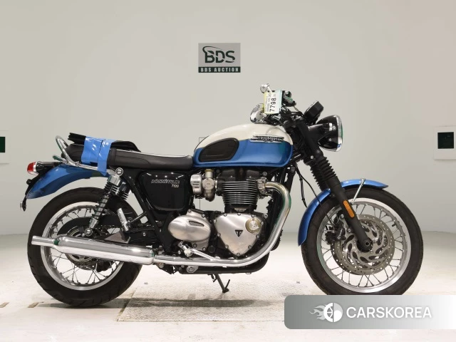 Проданный Triumph BONNEVILLE T120 2023 из Японии, фото 2