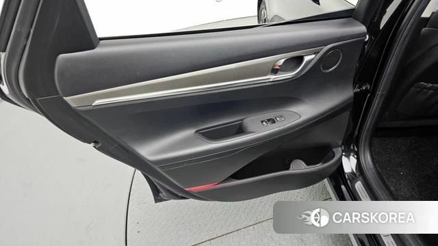 Hyundai The New Grandeur IG Hybrid id 4573321 из Кореи 17