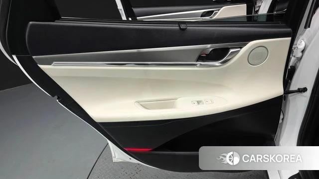 Hyundai The New Grandeur IG id 4671099 из Кореи 17