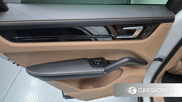 Porsche Cayenne (PO536) id 4619966 из Кореи 17
