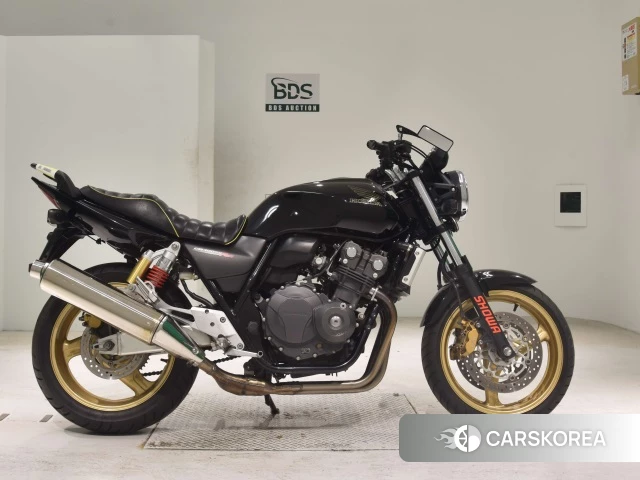 Проданный Honda CB400SF 2012 из Японии
