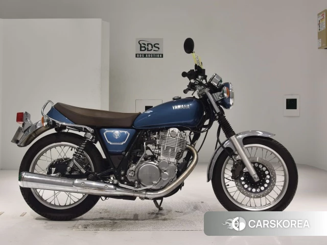 Проданный Yamaha SR400 id 4164637 из Японии
