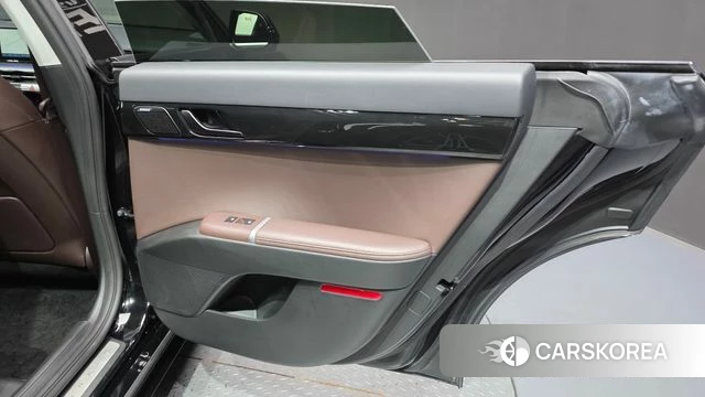 Hyundai Grandeur Hybrid (GN7) id 4517421 из Кореи 17