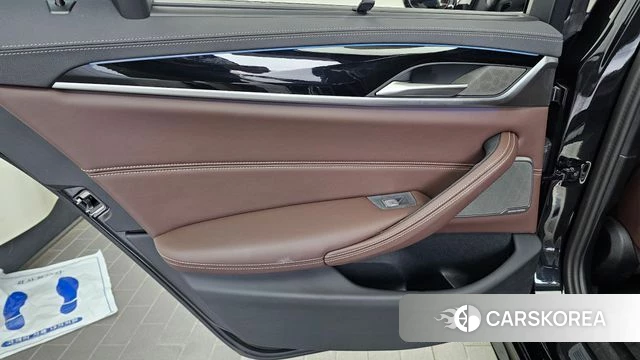 BMW 5 Series (G30) id 4744658 из Кореи 17