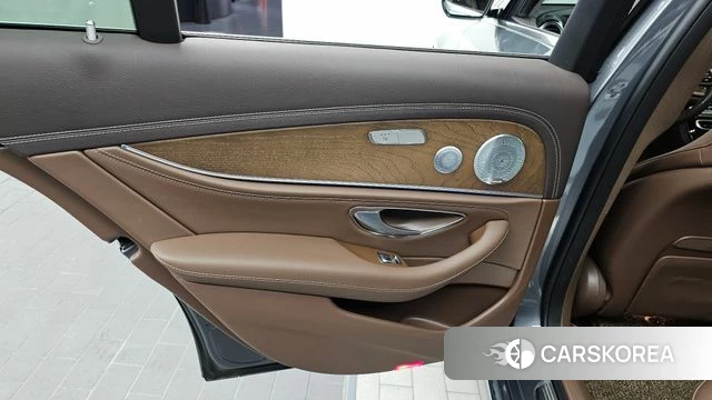 Mercedes-Benz E-Class W213 id 4459019 из Кореи 17