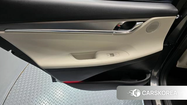Hyundai The New Grandeur IG id 4283417 из Кореи 17