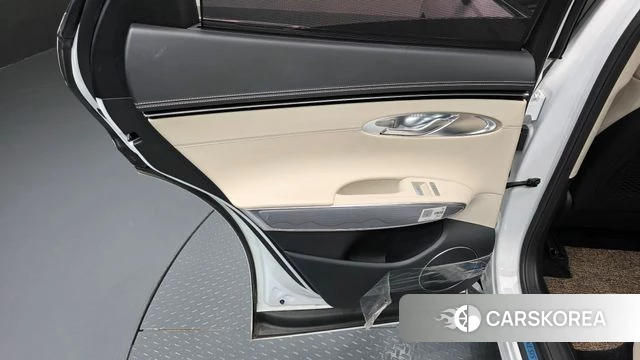 Genesis GV70 id 4602986 из Кореи 17
