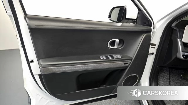Hyundai Ionic 5 id 4560558 из Кореи 17
