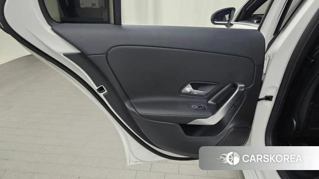 Mercedes-Benz A-Class W177 id 4702604 из Кореи 17