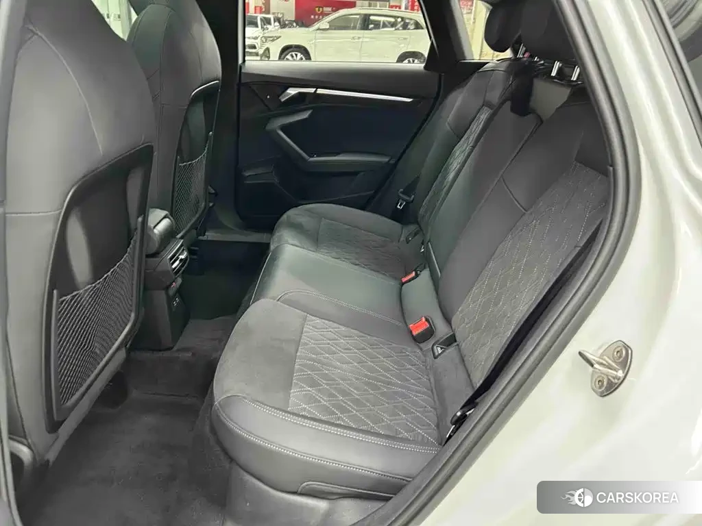 Audi A3 id 4629467 из Китая 17