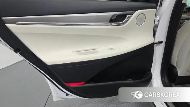 Hyundai The New Grandeur IG Hybrid id 4444322 из Кореи 17
