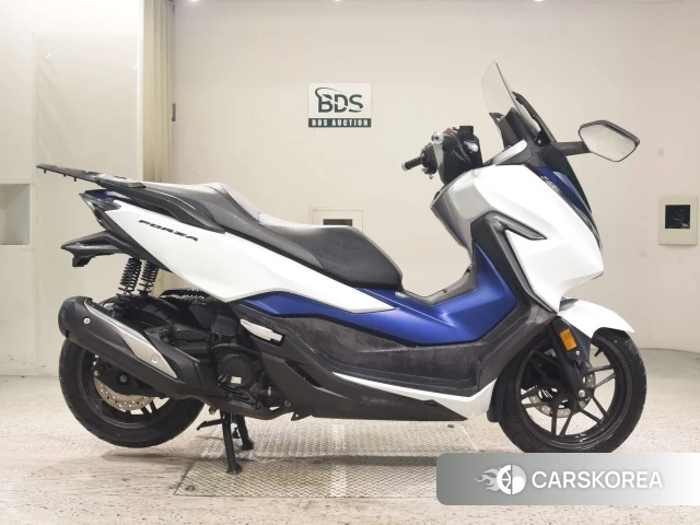 Проданный Honda FORZA 2018 из Японии