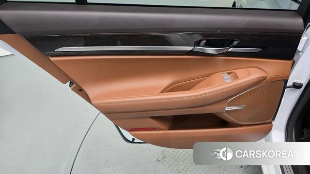 Genesis G90 id 4882279 из Кореи 17
