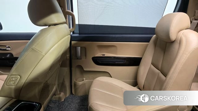 Kia The New Carnival id 4196940 из Кореи 17