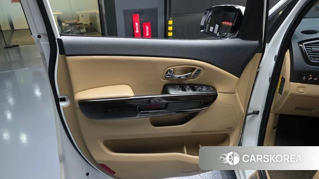 Kia The New Carnival id 4233156 из Кореи 17