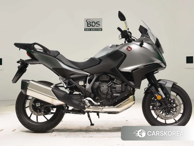 Проданный Honda NT1100 2024 из Японии