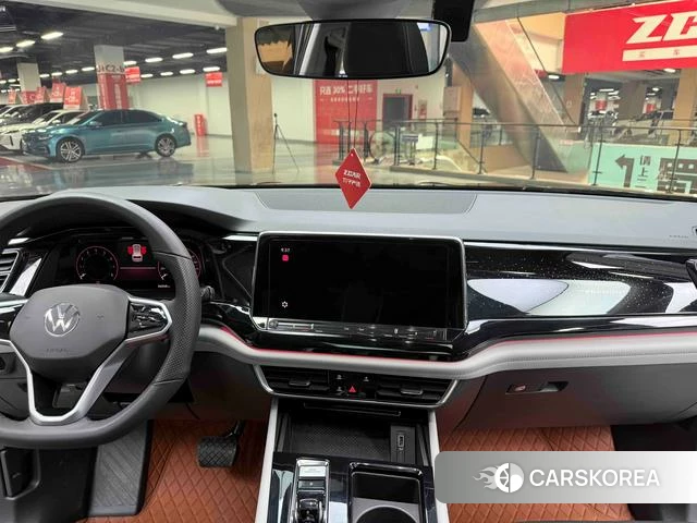 Volkswagen Tourang id 4314168 из Китая 17