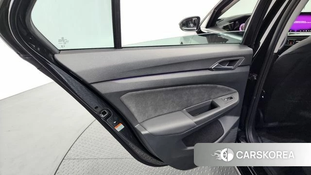 Volkswagen Golf 8th Generation id 4222424 из Кореи 17